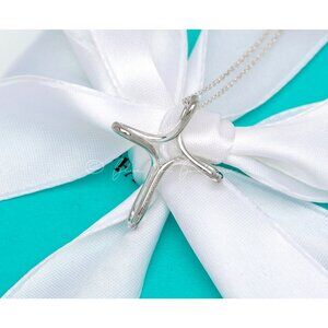 Tiffany & Co. Vintage Elsa Peretti Infinity Cross Pendant Necklace Medium in Sil